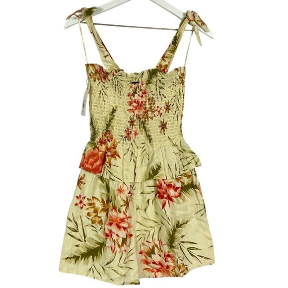 NWT Billabong Hold Tight Floral-Print Smocked Romper, Women's Medium - Picture 8 of 16